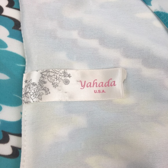 Yahada Tunic - Picture 5 of 7